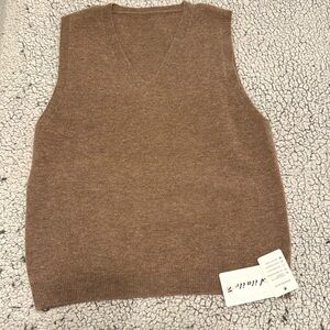 Merino wool vest M